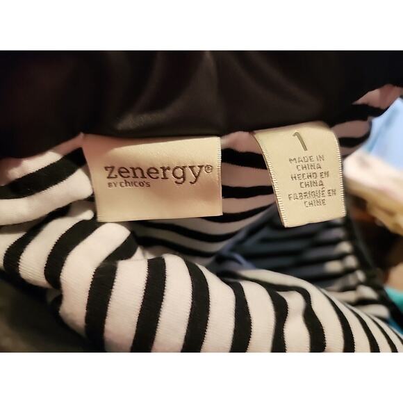 Chico's Zenergy Vest Womens Size 1 Green* Black Quilted Full Zip. See Details - Picture 4 of 6